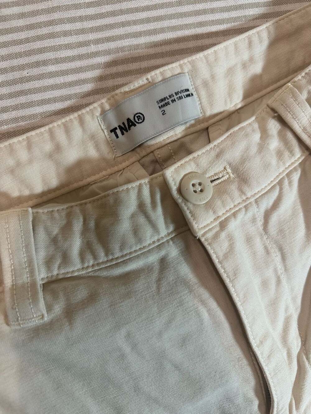 TNA Aritzia Surplus Division Beige Cargo Utility Pants Size 2